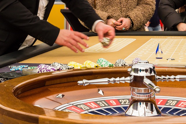 THE CRAZY STORY OF THE FIRST ROULETTE